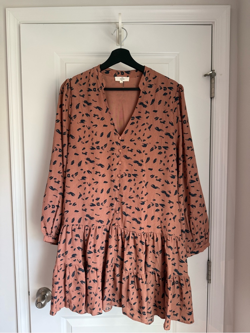 entro Rust Printed Long Sleeve Tiered V-Neck Dress